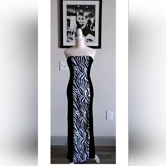 Jessica McClintock Dresses & Skirts - Vintage 90's Jessica McClintock for Gunne Sax Black Zebra print Velvet Size 3/4